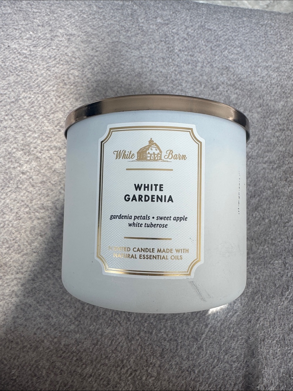White Barn White Gardenia Candle - White with Gold Trim